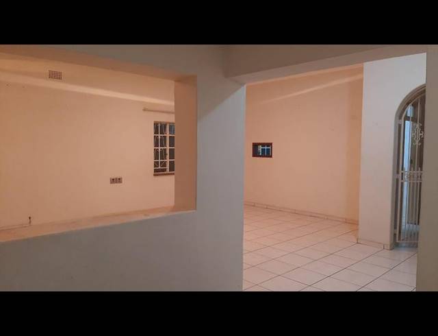 4 BEDROOM PROPERTY TO RENT IN KENSINGTON